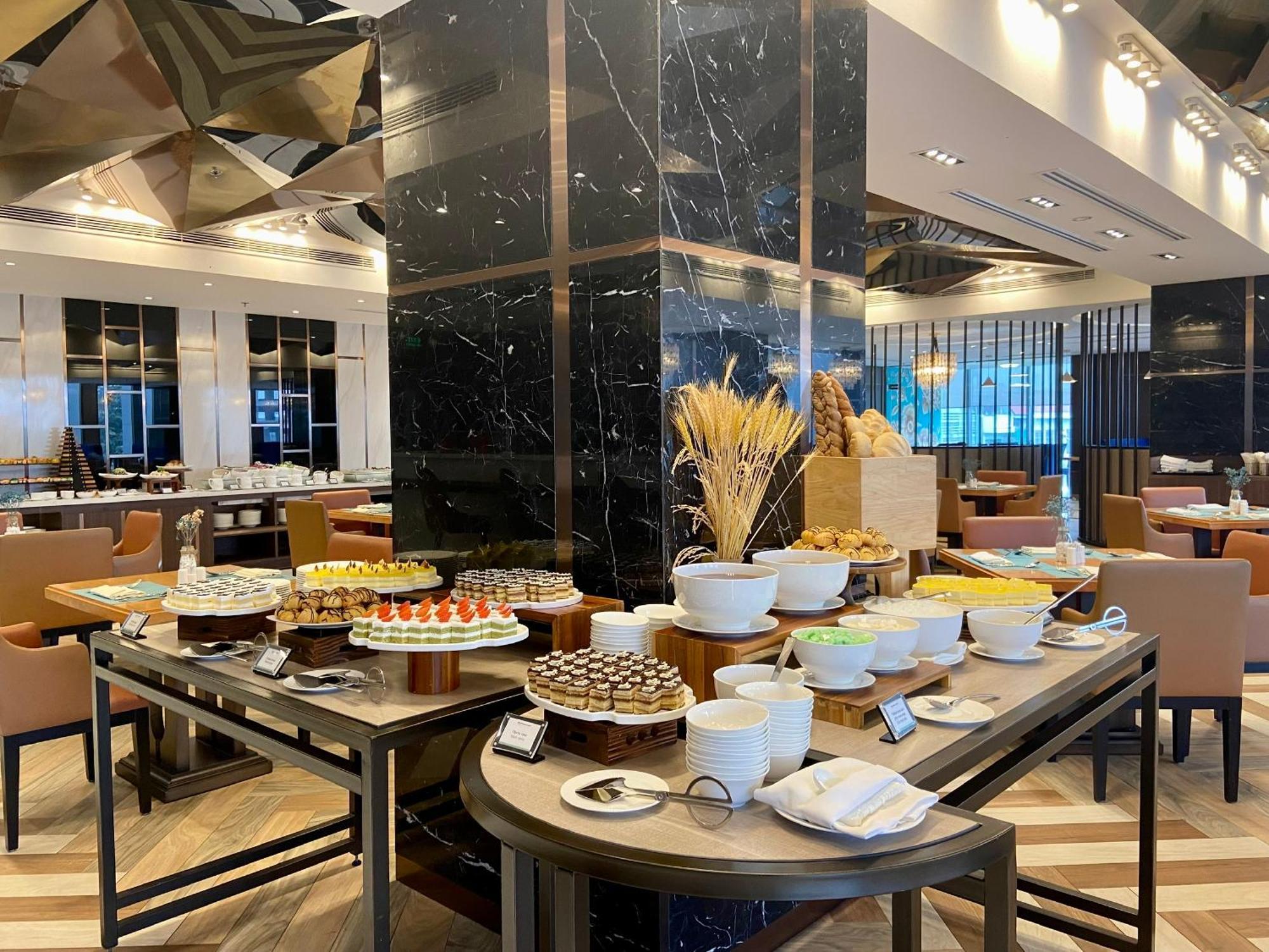 Wyndham Garden Hanoi Exterior foto